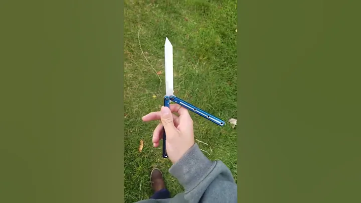 Simple Balisong Opening(Tutorial)