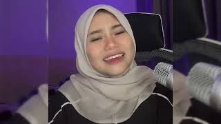 Yaya Nadila  Just Blind