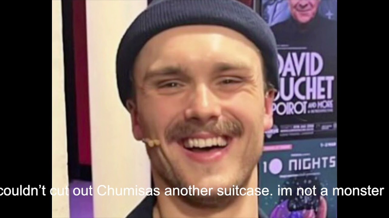 Les mis but Enjolras escapes to Argentina (Evita)