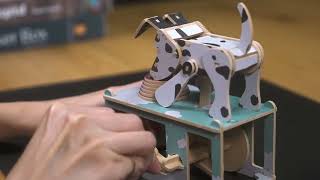 iló Mechanical Wooden Automata Dogs Dinner