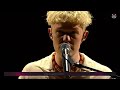 Knæk Cancer Live | SAVEUS synger ‘Rainman’ | TV 2 PLAY