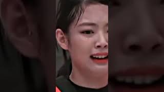 V scared poor Jennie so cute😂💜#bts #blackpink #v #jennie #subscribe #plz screenshot 5