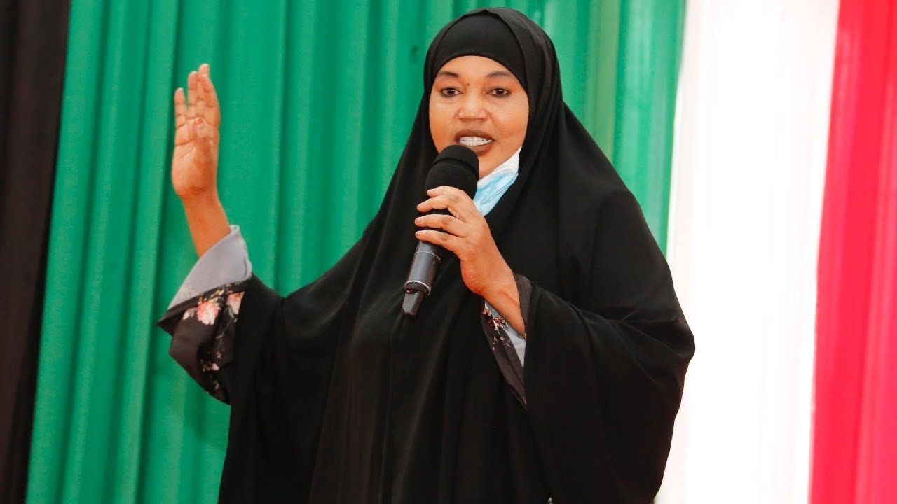'USIPOTAJA RUTO GARISSA HAKUNA MTU ATAKUSIKIZA!' GARISSA WOMAN REP SAYS IN FRONT OF THE DP!!