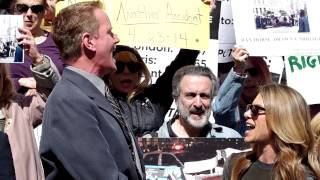 Rally to stop horse carriages chant