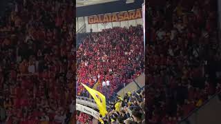 Fenerbahçe Olympiakos Maçında Kırmızıyı Destekleyenlere Tepkimiz Kırmızı Giyenin