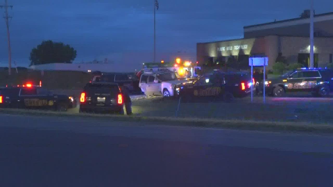 Police chase ends in crash, arrest - YouTube