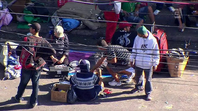 Grávidas na Cracolândia: jovens contam como vivem entre os filhos e a pedra - Notícias - R7 São Paulo