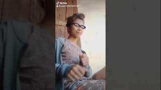 Tik Tok Goyang Santuy... Iman Waruwu1