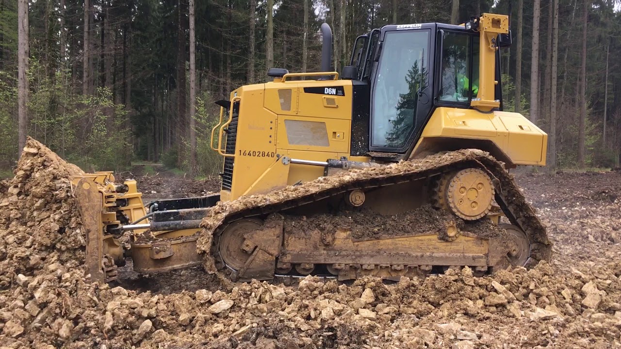 Cat D6N XL. 