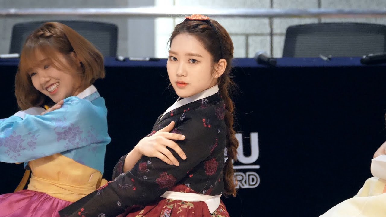 [4K] [180218] 오마이걸 OH MY GIRL (지호 JIHO) - 비밀정원 Secret Garden 한복 의상 (롯데월드몰 팬싸인회) 직캠/Fancam by PIERCE