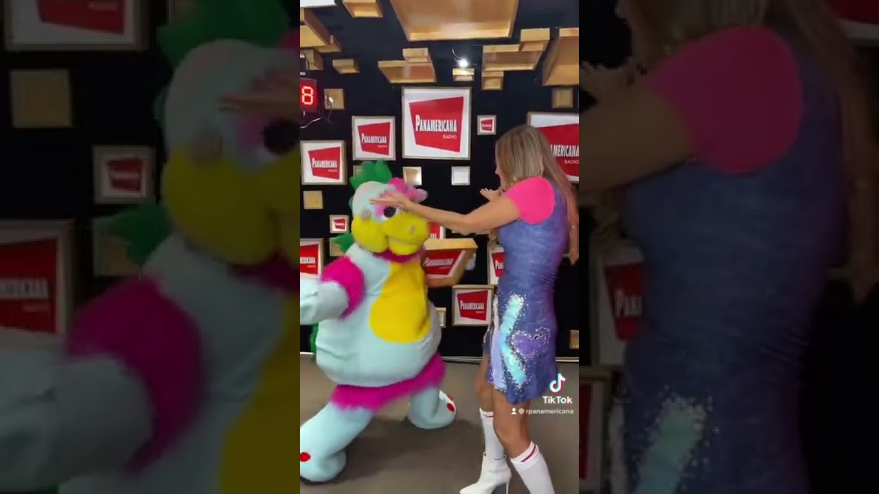 #shorts | Karina y Timoteo llenaron la cabina de diversión. ¡La pasamos de la refurinfunflay! ?❤️