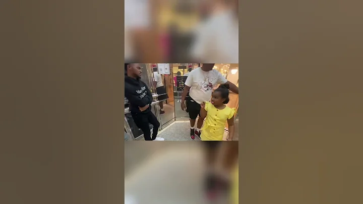 FART SPRAY PRANK ON ELEVATOR🤢🤣 #shorts #funny