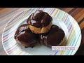 Profiteroles con crema pastelera y chocolate