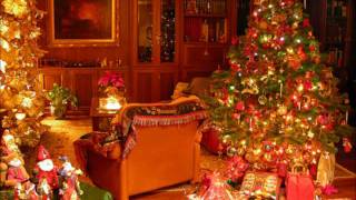 This Christmas - Christina Aguilera (w/ Lyrics) [HQ]
