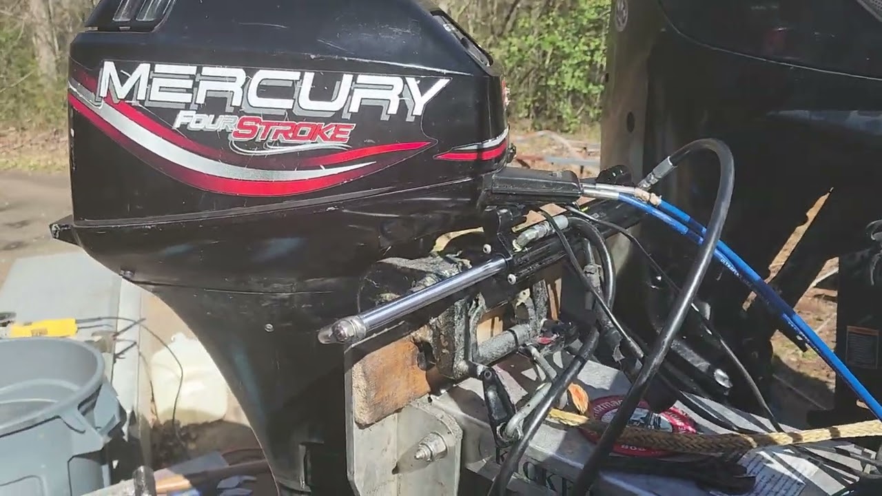 hydraulic kicker steering.