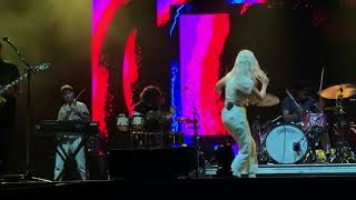 Paramore - Idle Worship and No Friend (Boston Calling)