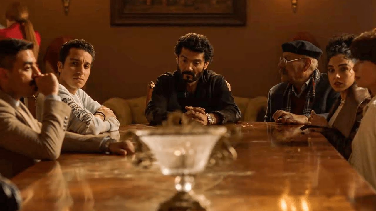 بليغ حذرهم من اللي ممكن يحصل بس محدش صدقه ! 😒