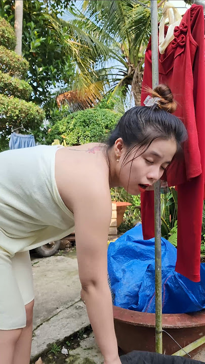 He is too hasty 😊😋 funny couple 🙈🤣#funny #couple #shorts