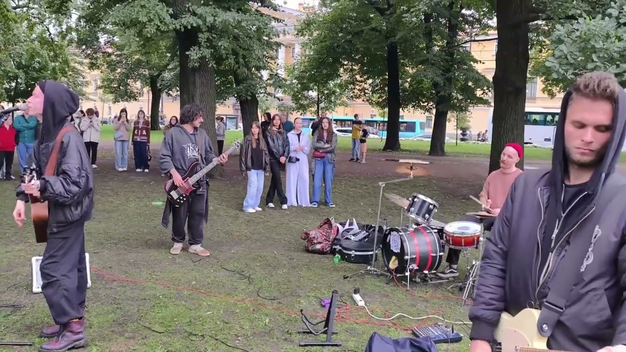 Питерские уличные музыканты, гр. ПОСЛЕДНИЙ КОСАРЬ