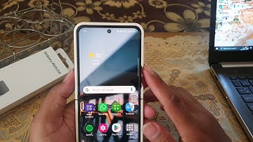 SAMSUNG Galaxy Z Flip 5: How to turn on or off Bold Font (Android 13)