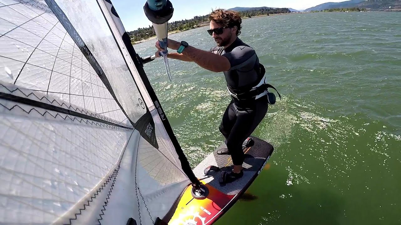 Windfoiling THE GORGE! Hood River Oregon, with a Wizard V3 114L!