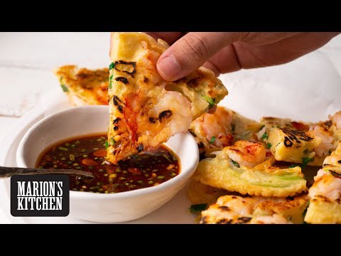 Video: Pancakes With Shrimps