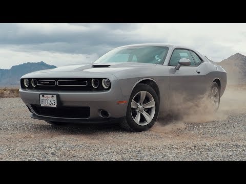 Videó: Mennyibe kerül egy 2018 -as Dodge Challenger Hemi?