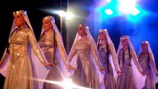 georgian women&#39;s dance &quot;NARNARI&quot; at the music festival in France