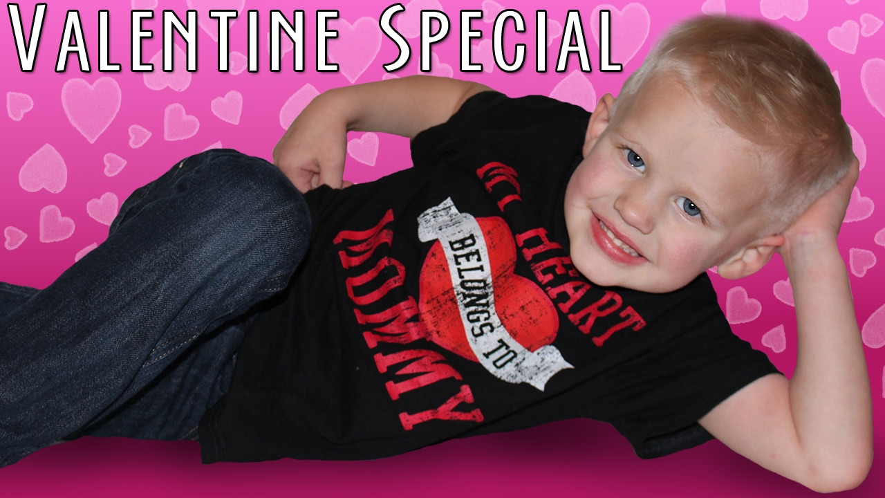 Heart Shaped Pizza is the BEST!! Family Fun Pack 24 Hour Valentine Special