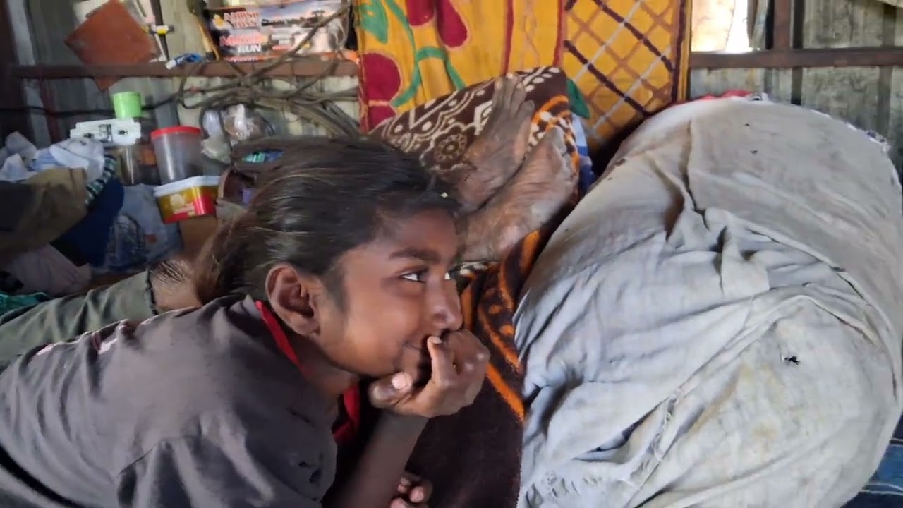 Aaj naani ko bohot der ho gayi? 