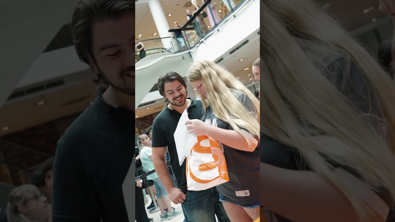 Shoppingcity Seiersberg I Schulschlussaktion by Gonzomedia