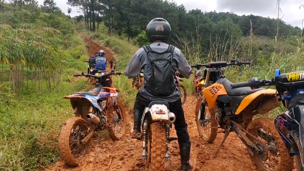 ULIN BARENG SILATURAHMI BARI NGOPI MOTOR TRAIL ADVENTURE JALUR LUMPUR