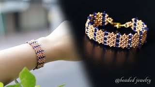 DIY beading bracelet with swarovski crystal bicones beads and seed beads