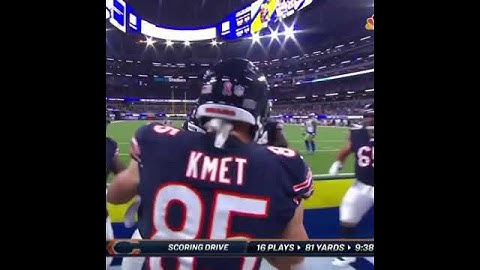 JUSTIN FIELDS scores his first career TD.