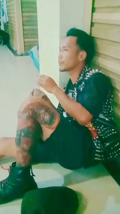 nikmati hidupmu #punk #streetpunk #punkstyle #livemusic #fyi #indonesianpunk