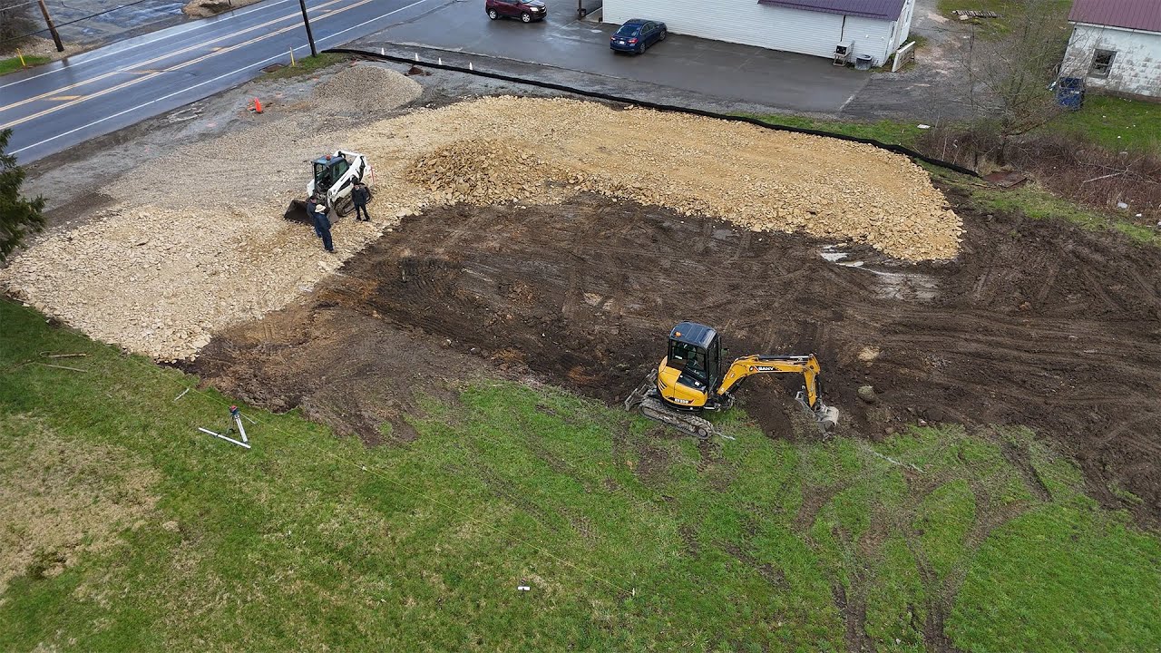 Earthwork Begins for New 2 Cousins Pizza in Cranberry Township