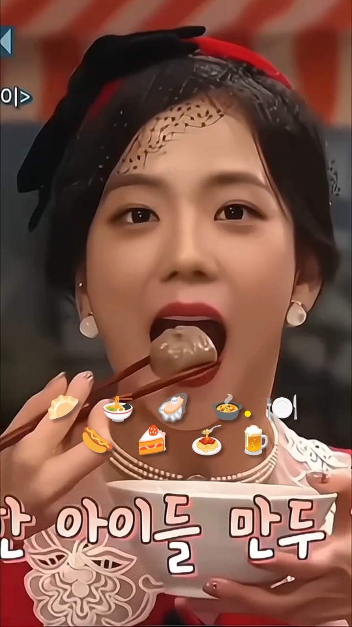 ASMR MUKBANG WITH JISOO ??? #jisoo #lisa #rosé #jennie #blackpink #shorts