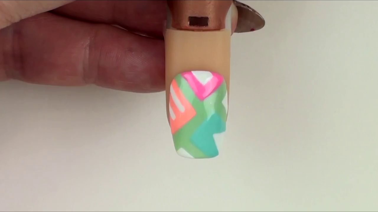 La Palm® Gel Couple Easy Geometry Inspired Nail Art
