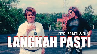 LANGKAH PASTI - Rahim Maarof Ft Conny Dio - Cover By Fitri Sejati \u0026 Tini