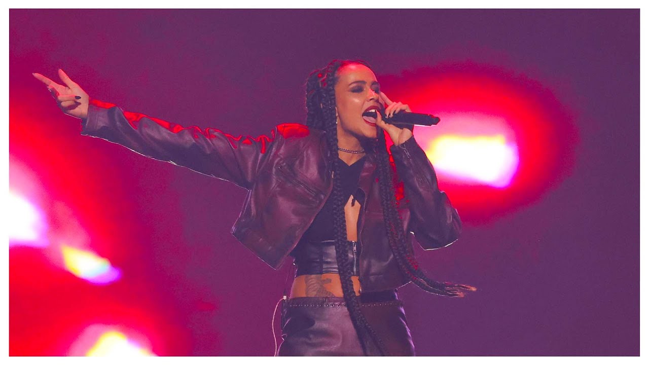 Watch Naomi Lareine - Colorblind (Live at Swiss Music Awards 2024) on YouTube Watch Naomi Lareine - Colorblind (Live at Swiss Music Awards 2024) on YouTube