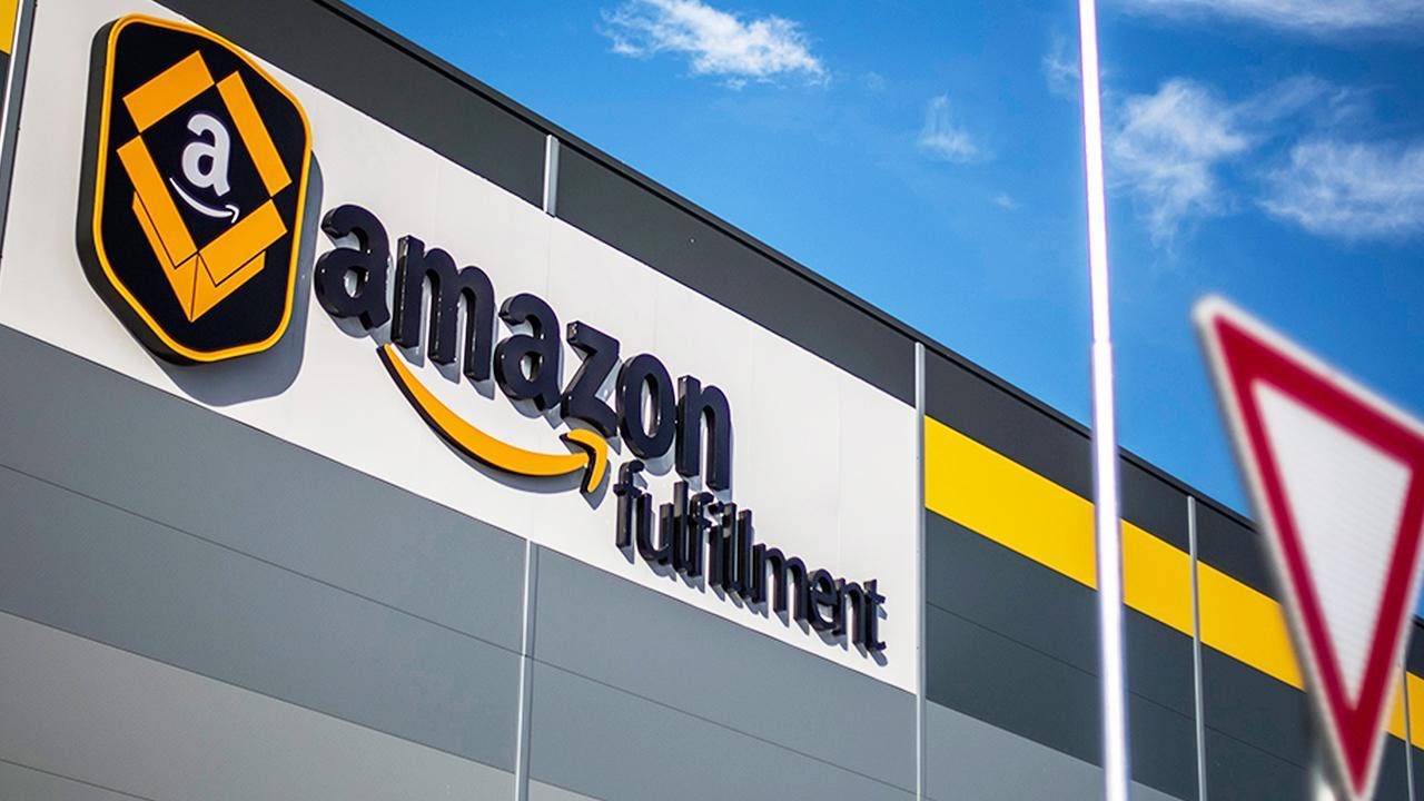 Amazon Trades Lower Thursday Despite Price Target Increase Amazon Trades Lower Thursday Despite Price Target Increase