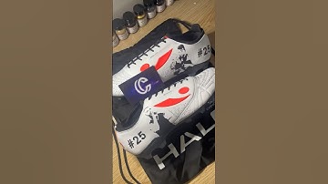 Painting Jake Stringer’s Boots for Challenge Cancer!🎨💛 #afl #painting #essendonfc #shortsvideo