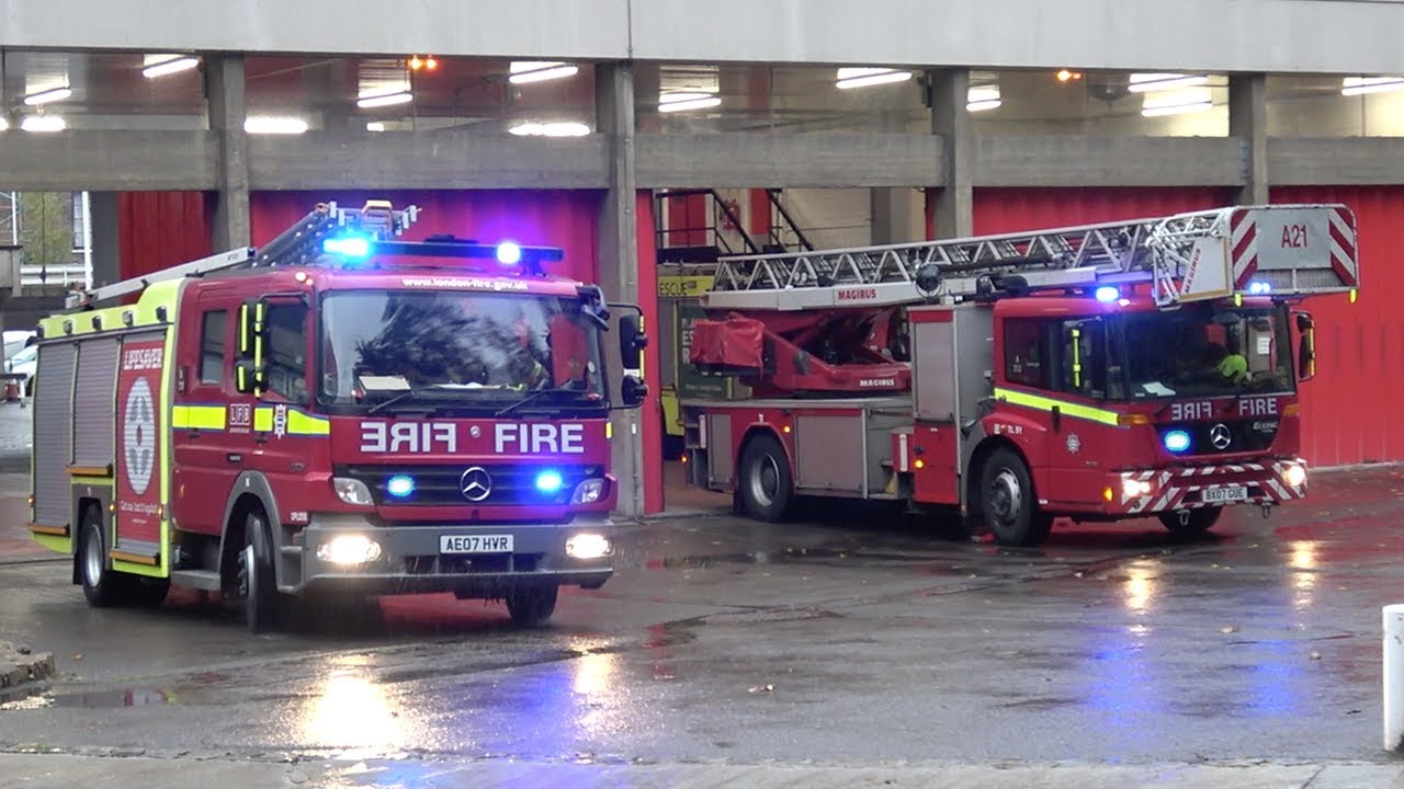 Paddington Reserve Pump Ladder And Turntable Ladder Turnout - London ...