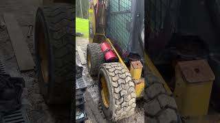 WILL IT START?? CAT246C - Update 8 - tyres and oil leak!! #caterpillar #diesel #mechanic