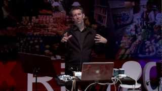 The City of Samba in 168,000 clicks: Jarbas Agnelli at TEDxRio 20