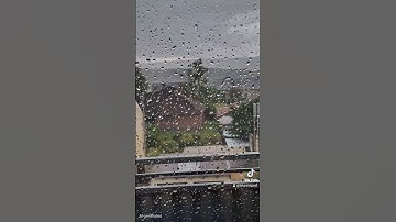 قران كريم هيهات هيهات  ارح سمعك وجهك  من ضجيج الحياة