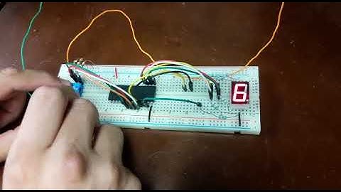 Demostración del funcionamiento de convertidor BCD a 7 Segmentos usando una EPROM