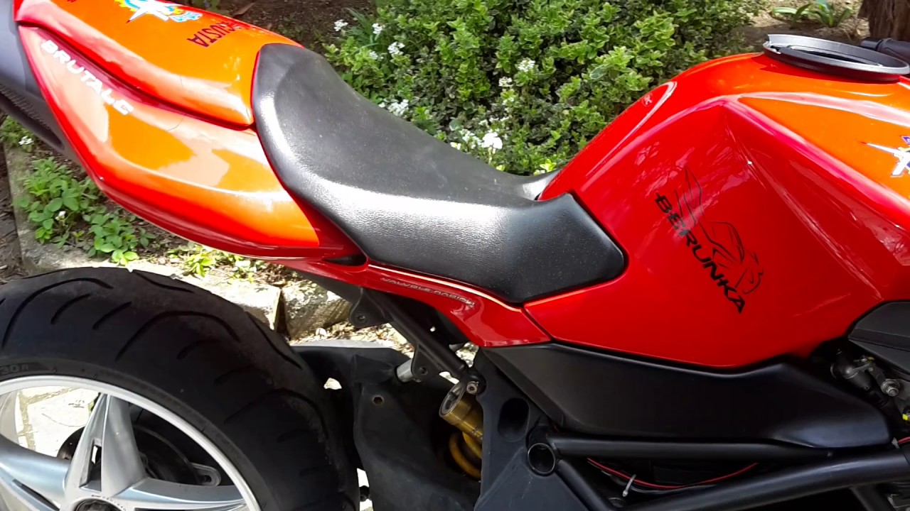 Brutale 910 HP corse exhaust - YouTube