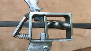 A great craftsman makes a quick clamp with Naco iron!! must try