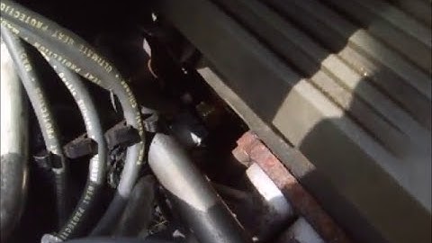 𝟏𝟗𝟖𝟒 Corvette   3 important sensors that monitor Engine Temperature